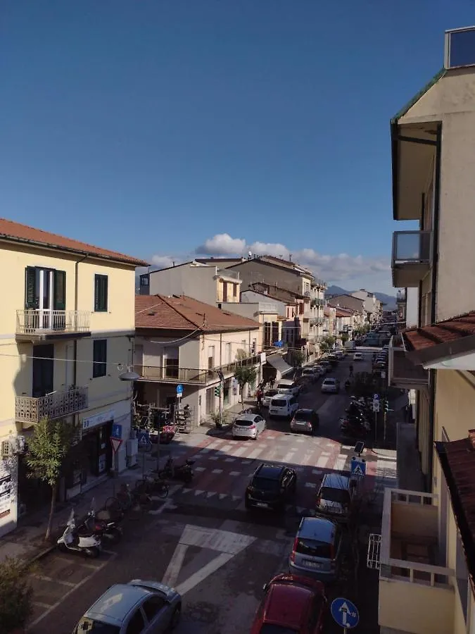 Guest house Mazzini Affittacamere Viareggio Italy